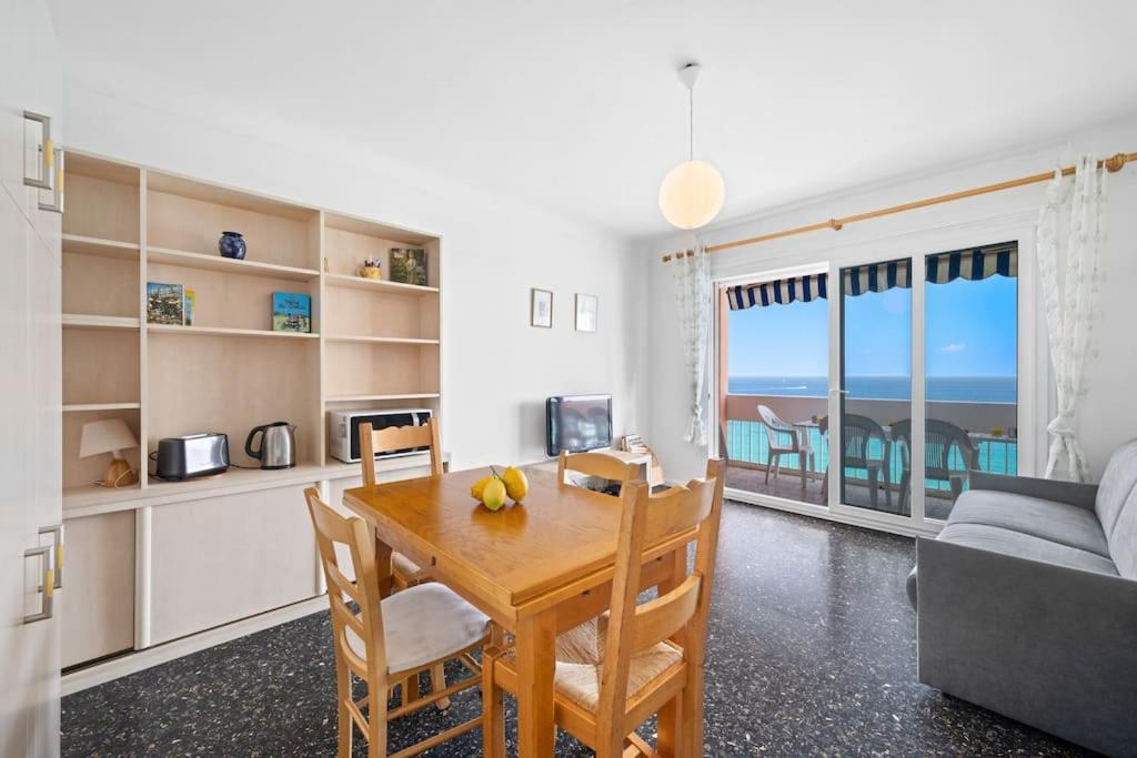 Le Panorama -Vue Exceptionnelle - Dernier Etage - Front De Mer Menton Bagian luar foto